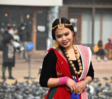 साेनाम ल्होसारमा शान्त बाैद्धनाथ (फाेटाे फिचर)